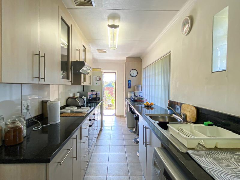 7 Bedroom Property for Sale in Kempton Park Ext 4 Gauteng