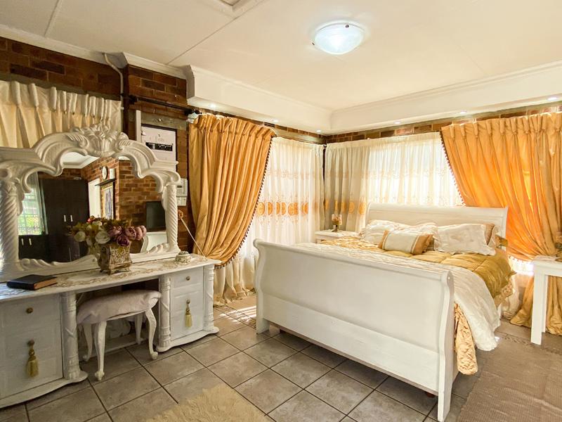 7 Bedroom Property for Sale in Kempton Park Ext 4 Gauteng
