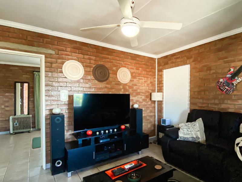 7 Bedroom Property for Sale in Kempton Park Ext 4 Gauteng