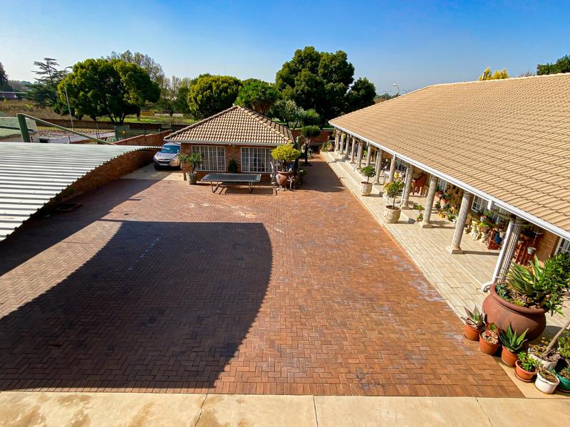7 Bedroom Property for Sale in Kempton Park Ext 4 Gauteng