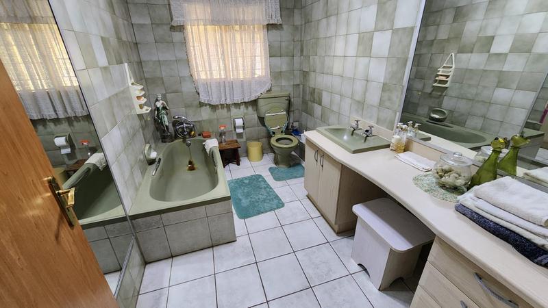 3 Bedroom Property for Sale in Hillside Gauteng