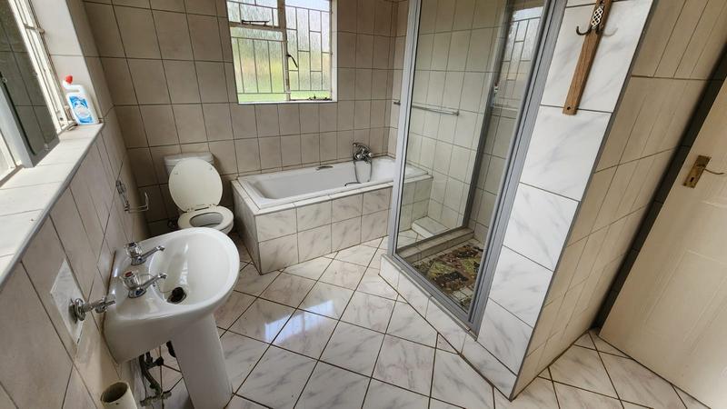 3 Bedroom Property for Sale in Hillside Gauteng