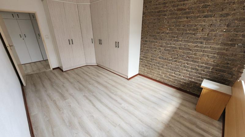 3 Bedroom Property for Sale in Hillside Gauteng