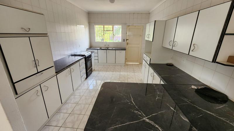 3 Bedroom Property for Sale in Hillside Gauteng