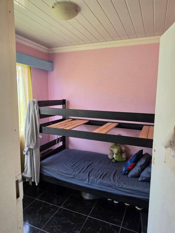 2 Bedroom Property for Sale in Linmeyer Gauteng