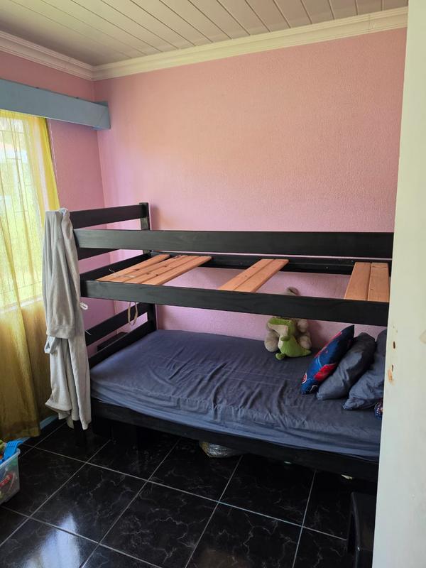 2 Bedroom Property for Sale in Linmeyer Gauteng