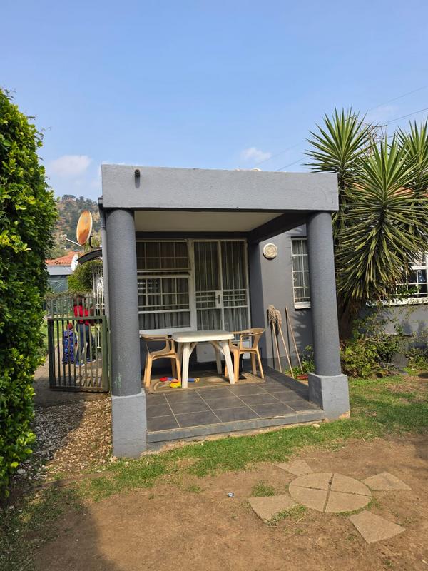 2 Bedroom Property for Sale in Linmeyer Gauteng