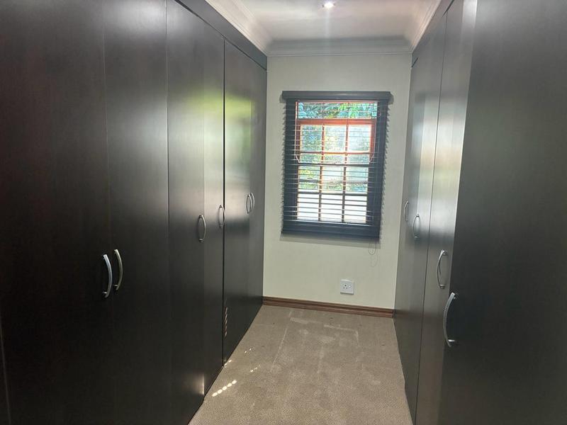 To Let 4 Bedroom Property for Rent in Waterkloof A H Gauteng