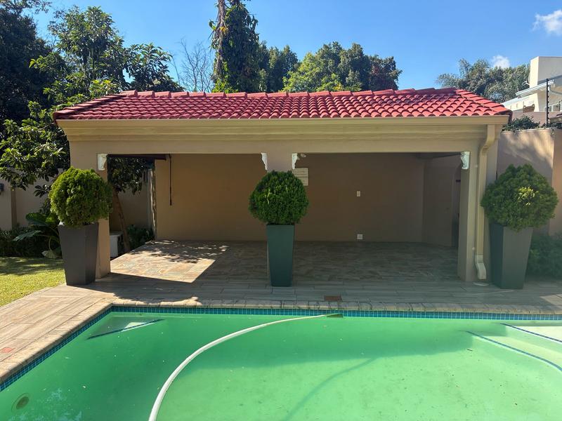 To Let 4 Bedroom Property for Rent in Waterkloof A H Gauteng
