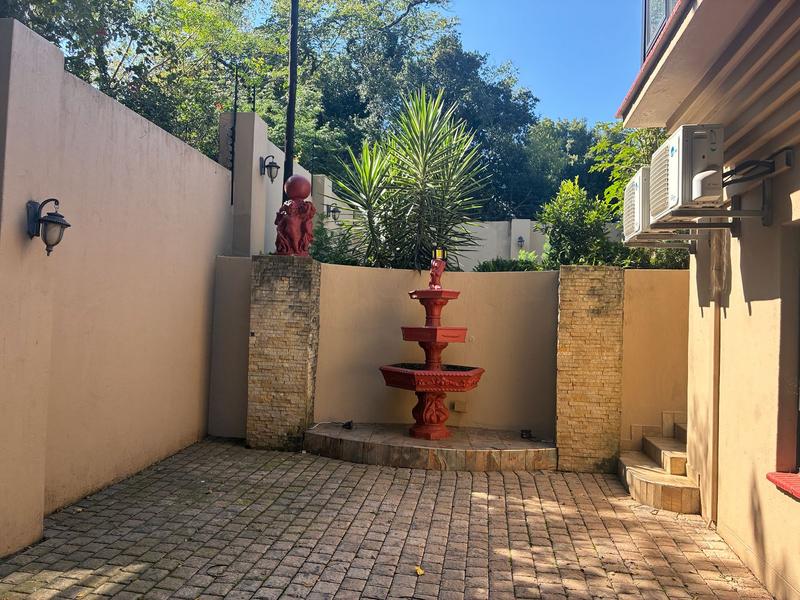 To Let 4 Bedroom Property for Rent in Waterkloof A H Gauteng