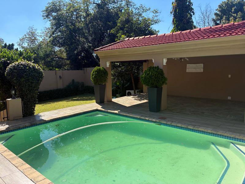 To Let 4 Bedroom Property for Rent in Waterkloof A H Gauteng