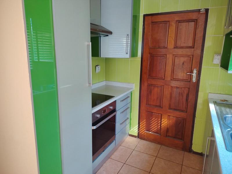 To Let 3 Bedroom Property for Rent in Protea Glen Gauteng