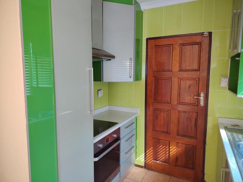 To Let 3 Bedroom Property for Rent in Protea Glen Gauteng