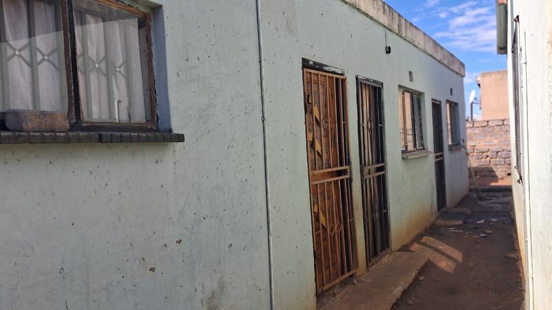 2 Bedroom Property for Sale in Palm Ridge Gauteng