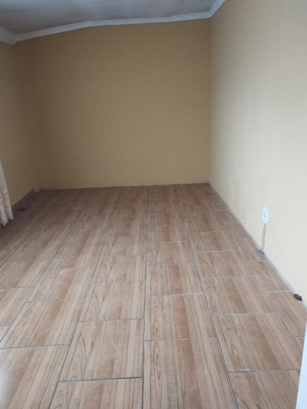 2 Bedroom Property for Sale in Moroka Gauteng