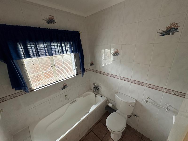 4 Bedroom Property for Sale in Hennopspark Gauteng