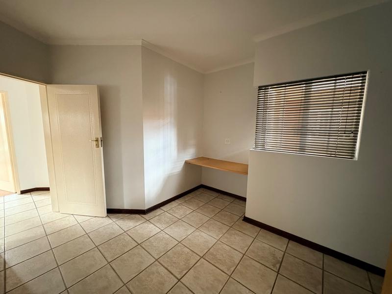 4 Bedroom Property for Sale in Hennopspark Gauteng