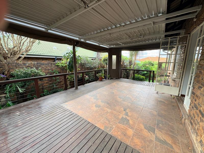4 Bedroom Property for Sale in Hennopspark Gauteng