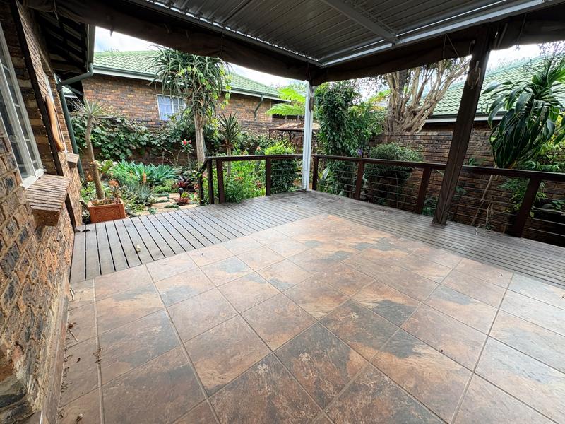 4 Bedroom Property for Sale in Hennopspark Gauteng