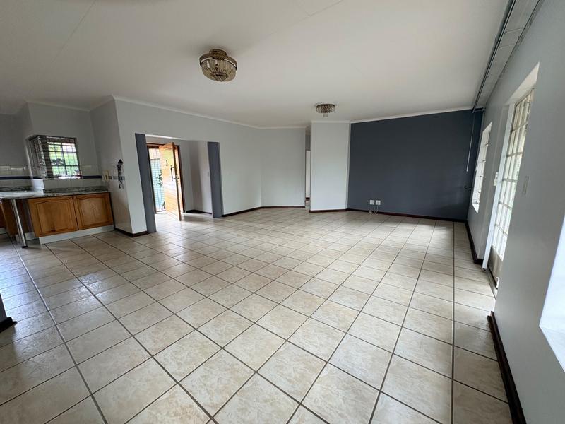 4 Bedroom Property for Sale in Hennopspark Gauteng