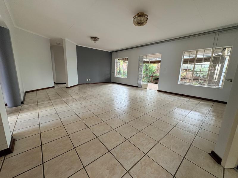 4 Bedroom Property for Sale in Hennopspark Gauteng