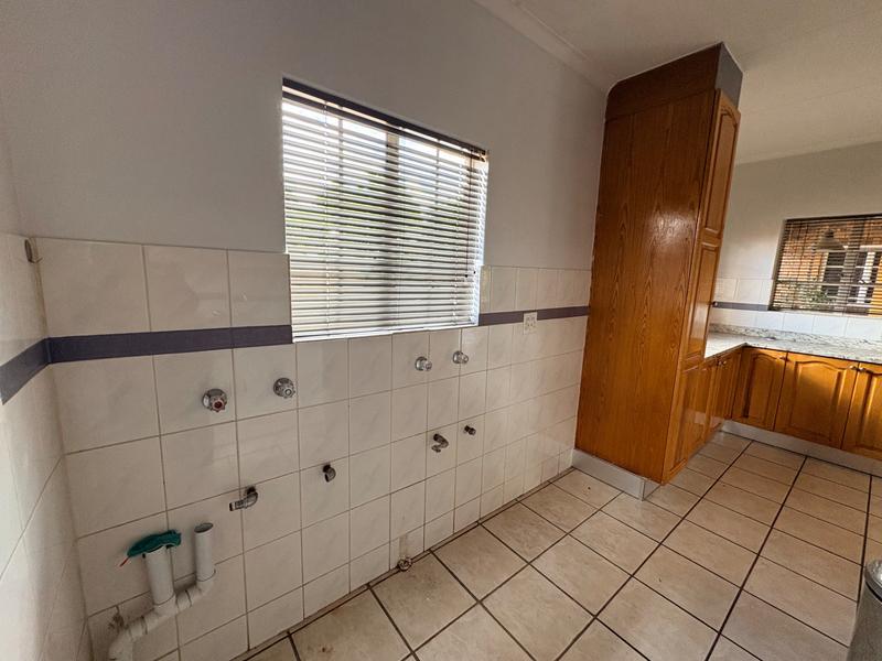 4 Bedroom Property for Sale in Hennopspark Gauteng