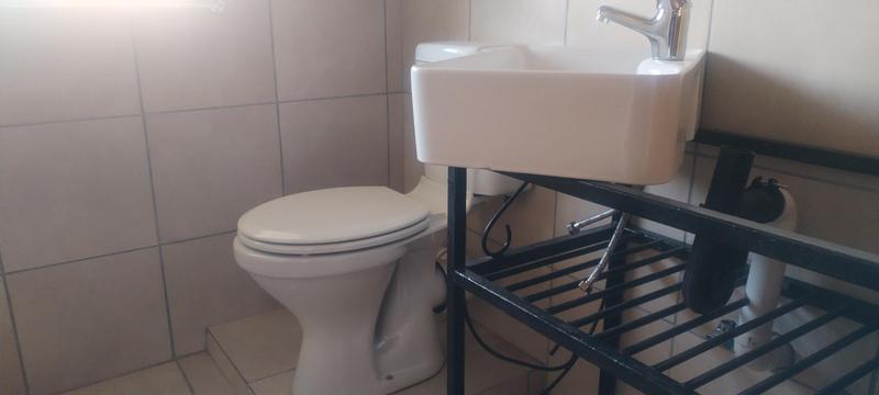 2 Bedroom Property for Sale in Rant En Dal Gauteng