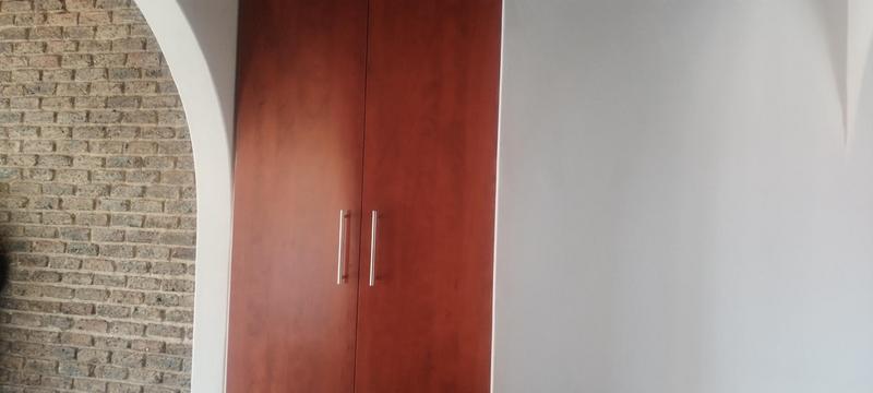 2 Bedroom Property for Sale in Rant En Dal Gauteng
