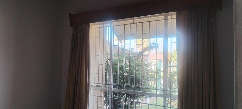 2 Bedroom Property for Sale in Rant En Dal Gauteng