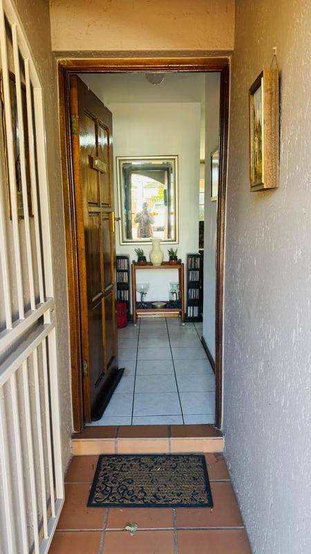 2 Bedroom Property for Sale in Lambton Gauteng