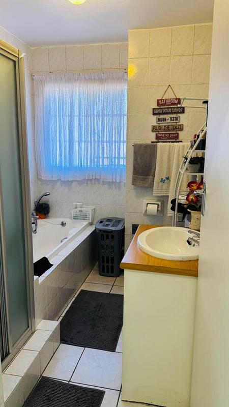 2 Bedroom Property for Sale in Lambton Gauteng