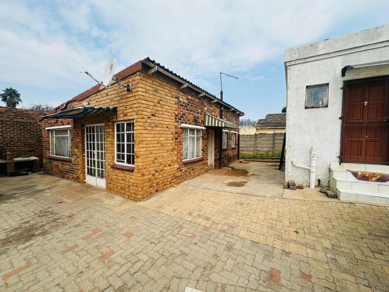 12 Bedroom Property for Sale in Primrose Gauteng