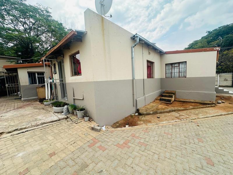 12 Bedroom Property for Sale in Primrose Gauteng