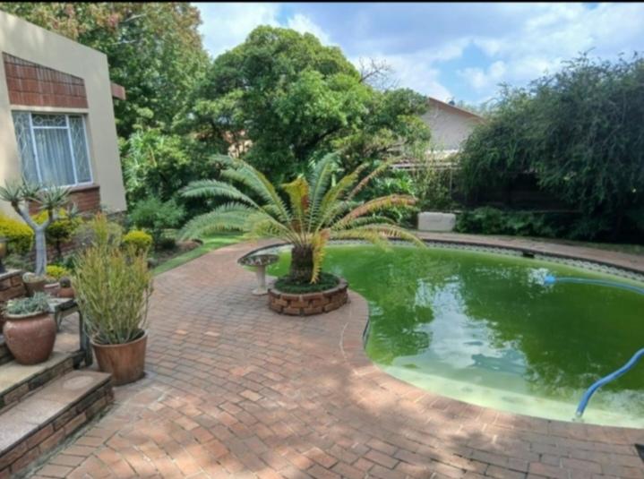 3 Bedroom Property for Sale in Birch Acres Gauteng