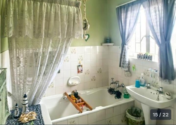 2 Bedroom Property for Sale in Birchleigh Gauteng