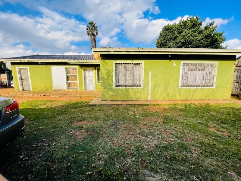 13 Bedroom Property for Sale in Kempton Park West Gauteng