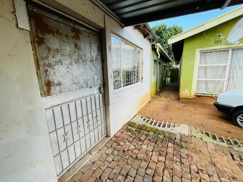 13 Bedroom Property for Sale in Kempton Park West Gauteng