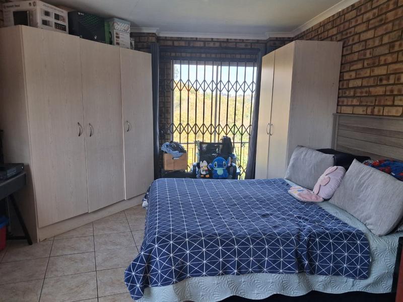 3 Bedroom Property for Sale in Oakdene Gauteng