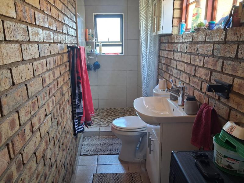 3 Bedroom Property for Sale in Oakdene Gauteng