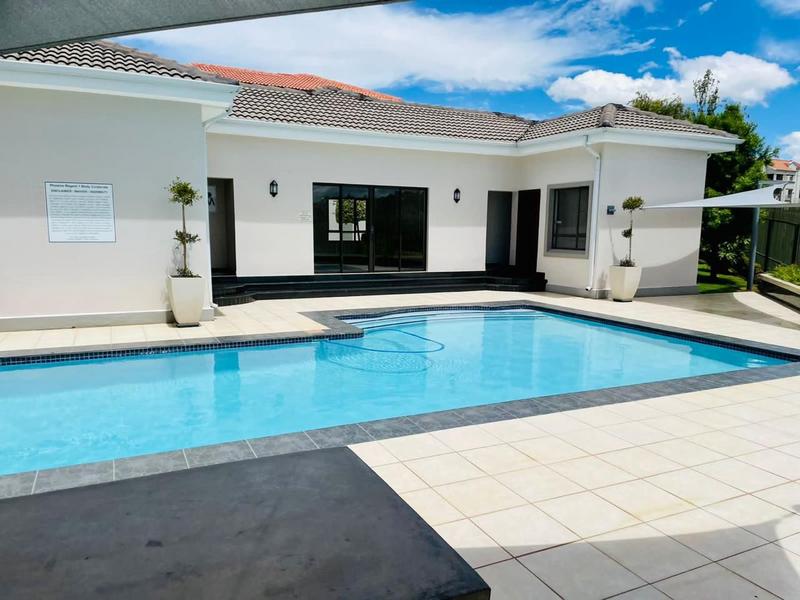 To Let 2 Bedroom Property for Rent in Noordwyk Gauteng