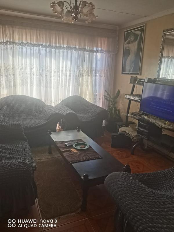 3 Bedroom Property for Sale in Jabavu Gauteng