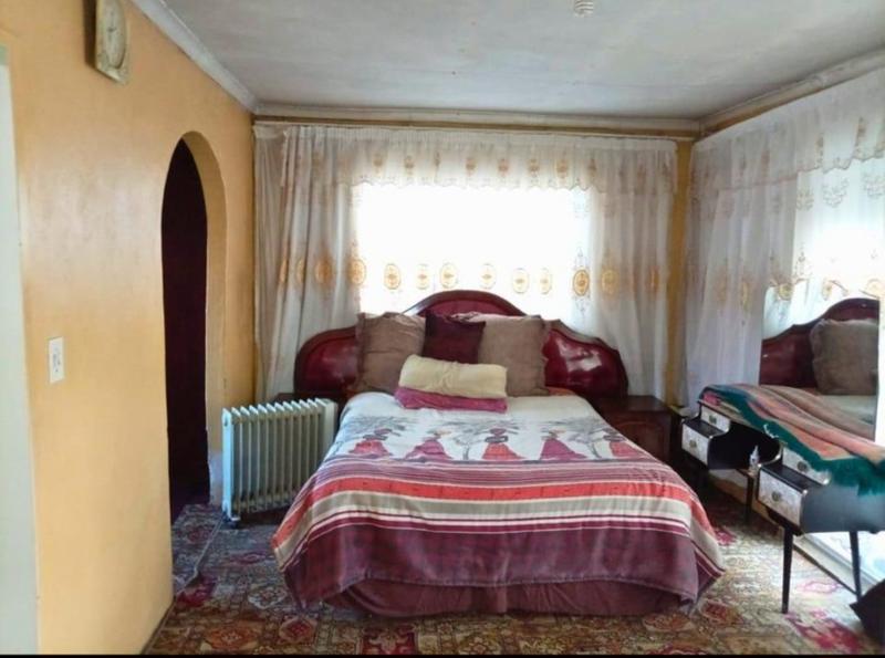 3 Bedroom Property for Sale in Jabavu Gauteng