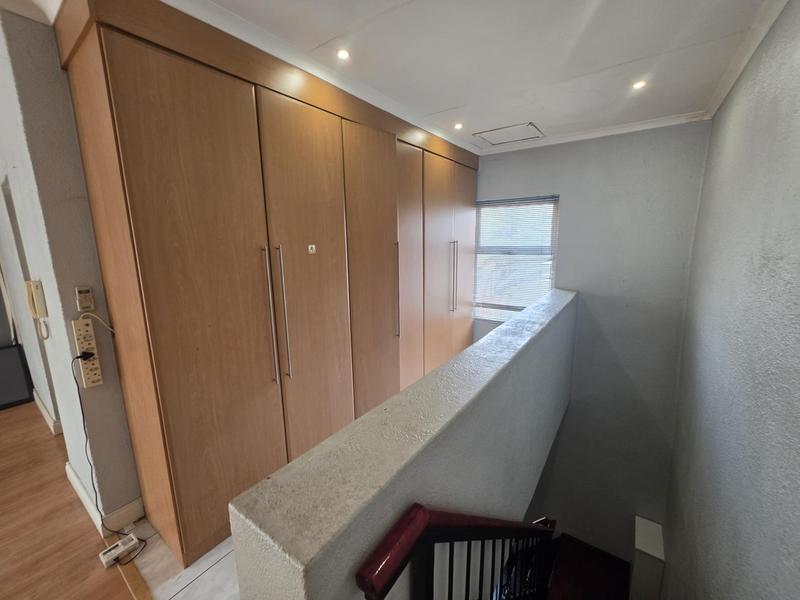 4 Bedroom Property for Sale in Brackendowns Gauteng