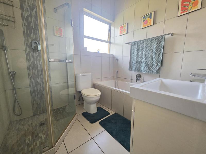 4 Bedroom Property for Sale in Brackendowns Gauteng