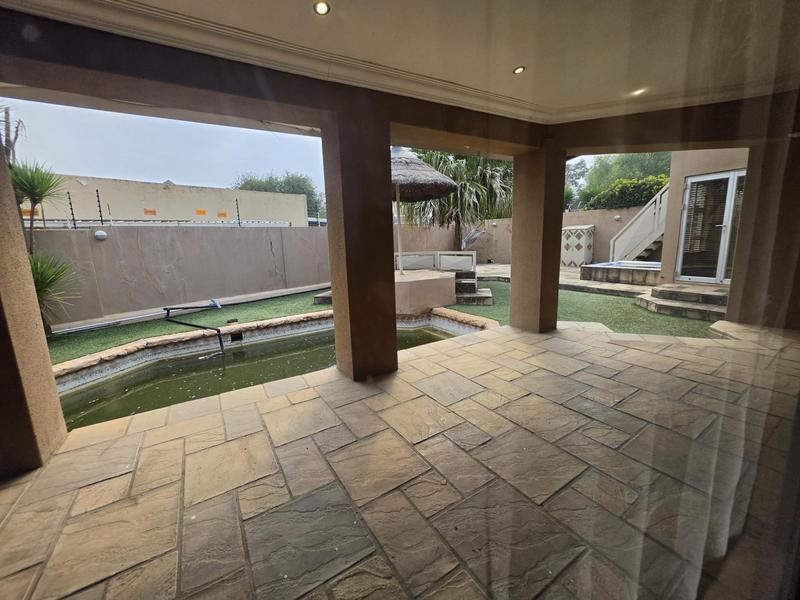 4 Bedroom Property for Sale in Brackendowns Gauteng