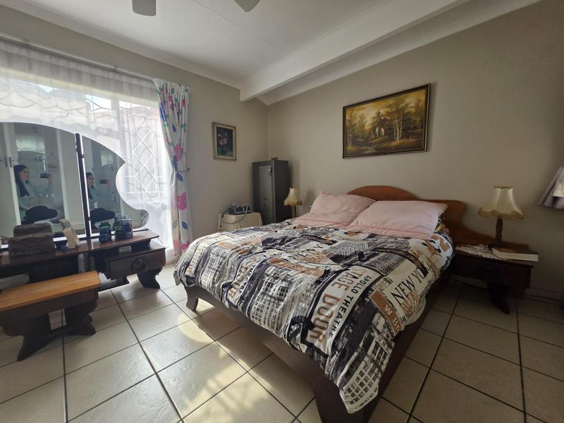 3 Bedroom Property for Sale in Brackendowns Gauteng