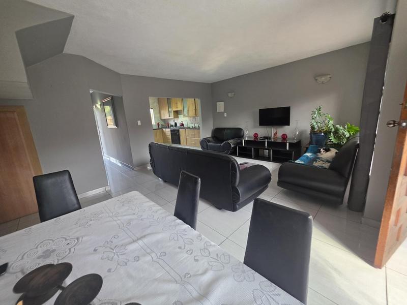 3 Bedroom Property for Sale in Brackenhurst Gauteng