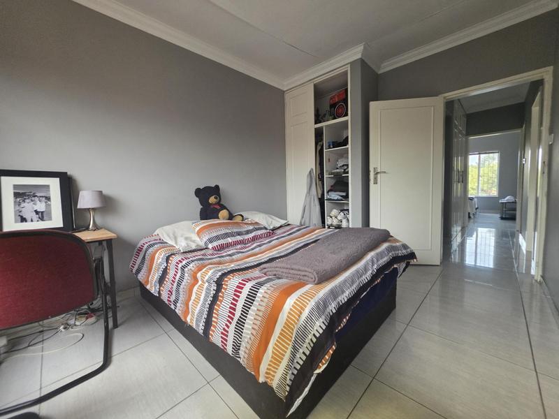 3 Bedroom Property for Sale in Brackenhurst Gauteng