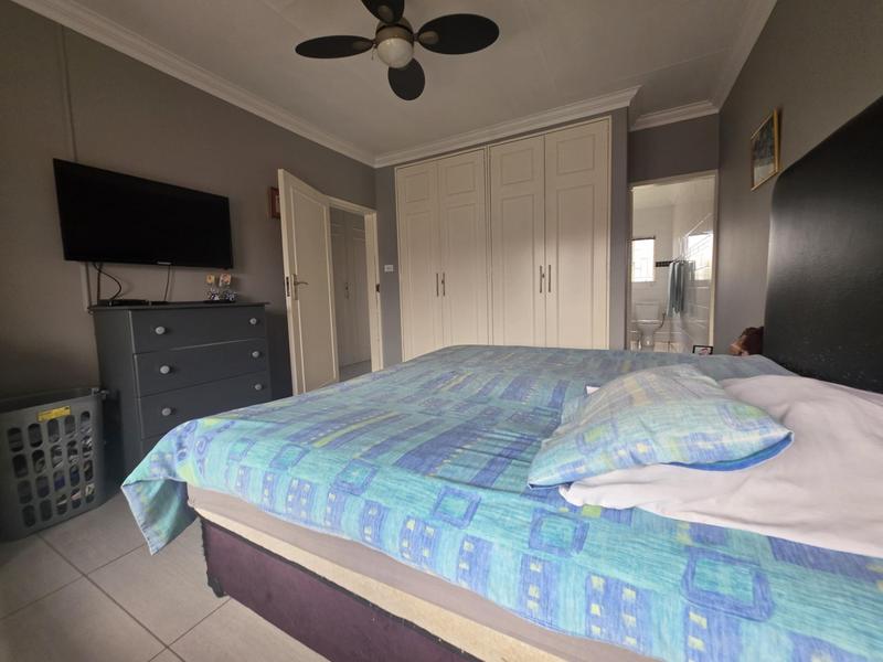 3 Bedroom Property for Sale in Brackenhurst Gauteng