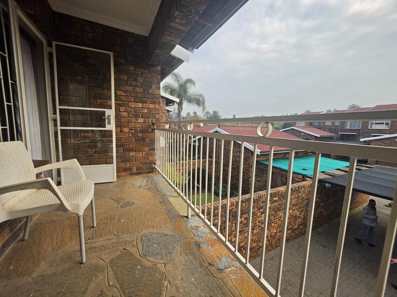 3 Bedroom Property for Sale in Brackenhurst Gauteng